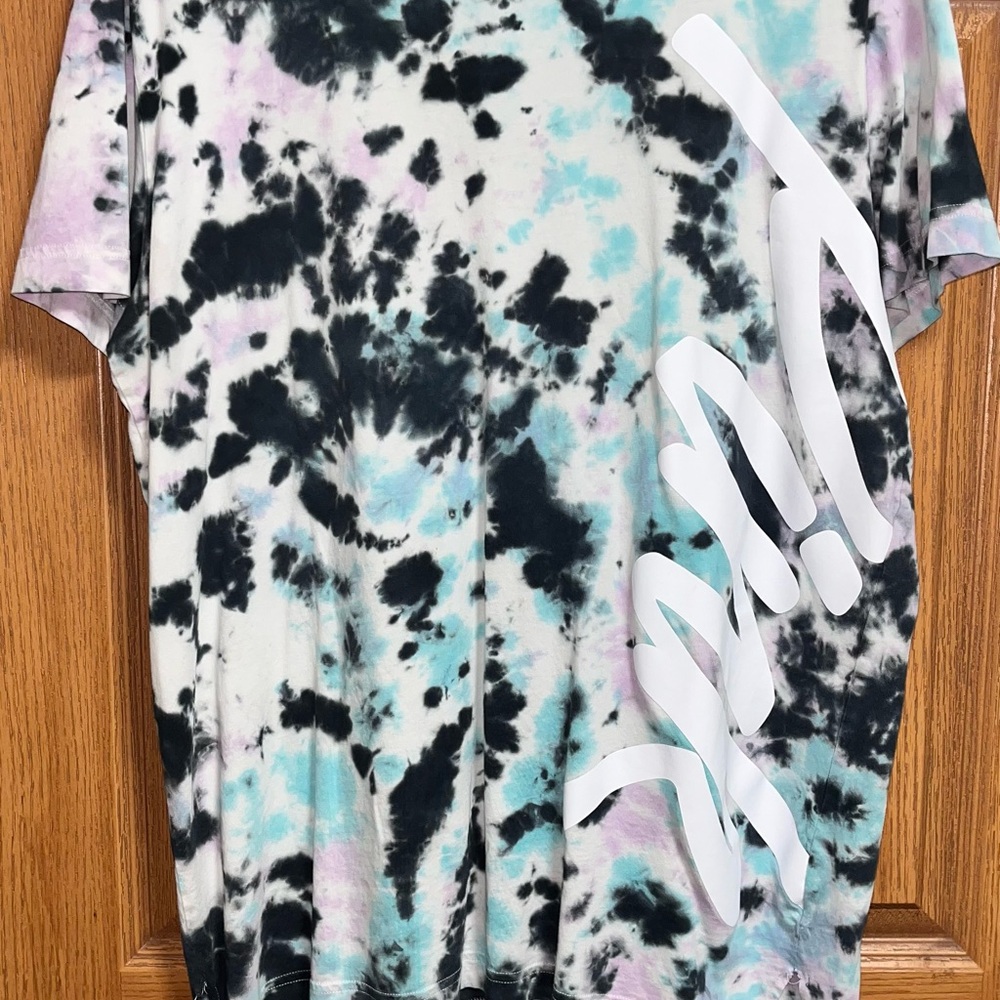 PINK Victoria's Secret Blue and Black Tie-Dye Tee